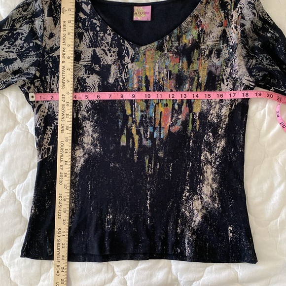 EUC Black Y2K Abstract Print Mykonos V-neck knit T-shirt Size L - Picture 7 of 7